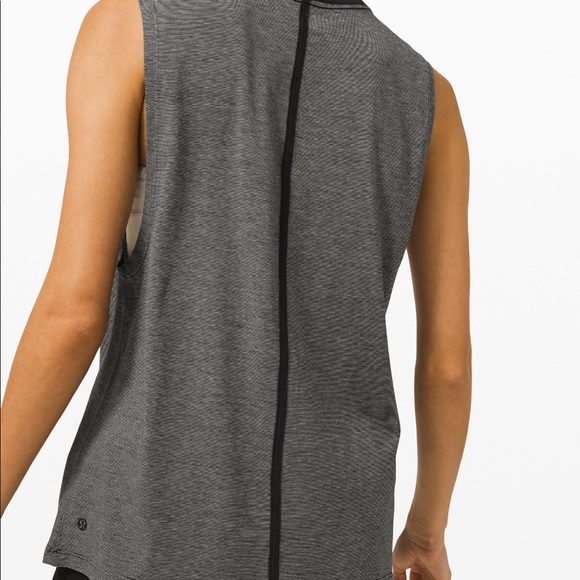 ❤️ Lululemon All Yours Boyfriend Tank Size 2 NWT - Picture 5 of 12